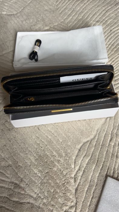 Bolsa da Guess muito bonita