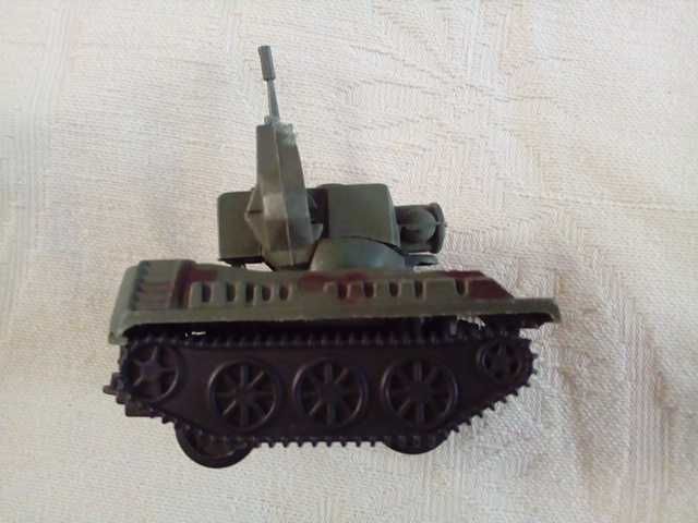 Игрушка детская модель танк зенитка США M247 «Сержант Йорк»