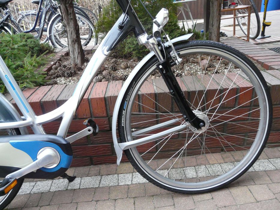 Rower BATAVUS Crescendo easy Deluxe-28"/53 ładny, wzorowy stan