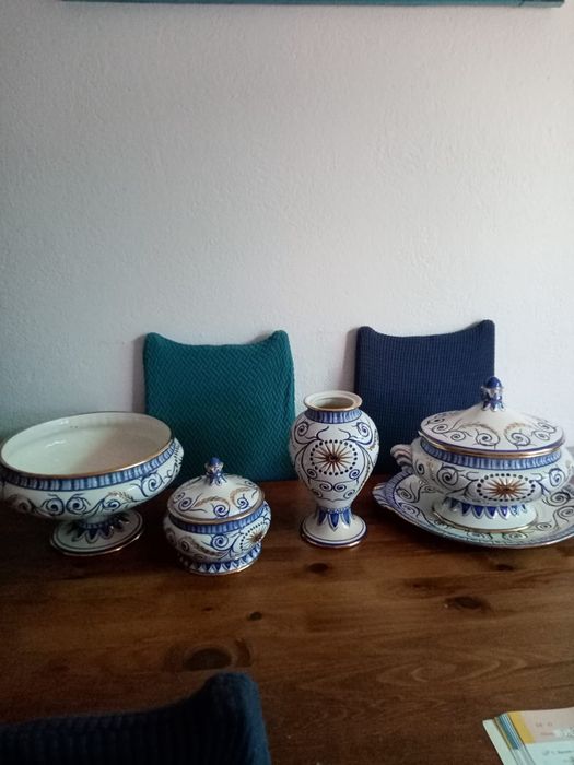 Porcelana portuguesa antiga