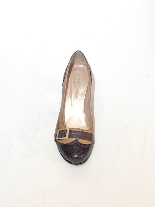Sapatos de Senhora em Pele Castanho – Tamanho 36 – Novos