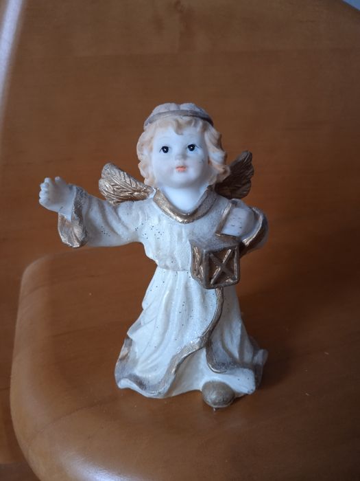 Aniołek figurka kolekcjonerska