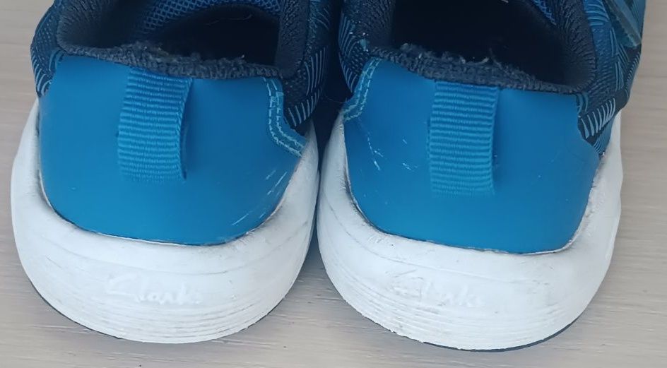 Кросівки clarks 28 розмір.