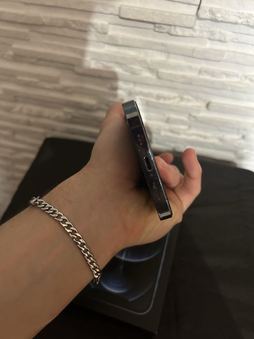 Telefon iphone 12 pro