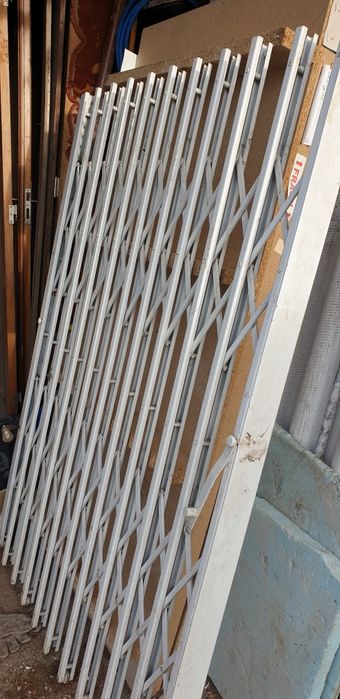 Grades de segurança para janela apartamento ou montra