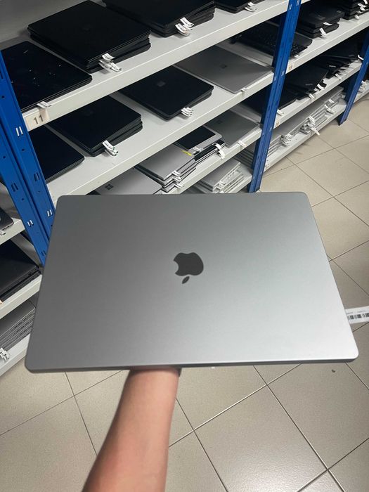 MacBook Pro 16 M1 Pro 16GB 500GB SSD Cinzento Sideral (2021) | Tech-Refurb | Loja Oeiras |