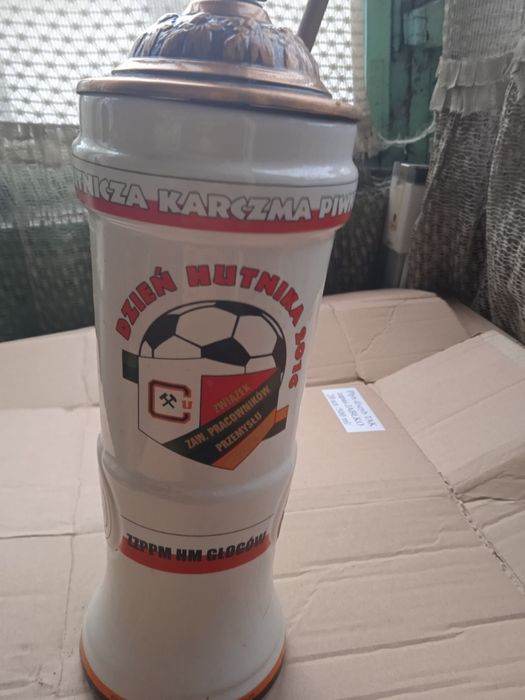 Kufel z karczmy piwnej