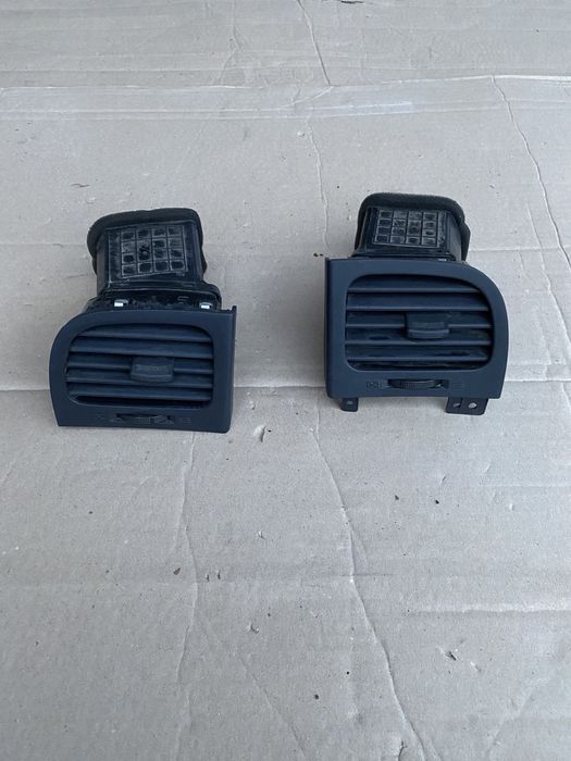 Дефлектори панелі Хюндай Акцент 3..Hyundai Accent 3.