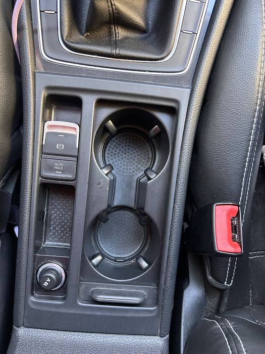 Автомобіль Volkswagen Golf VII  1.6 TDI