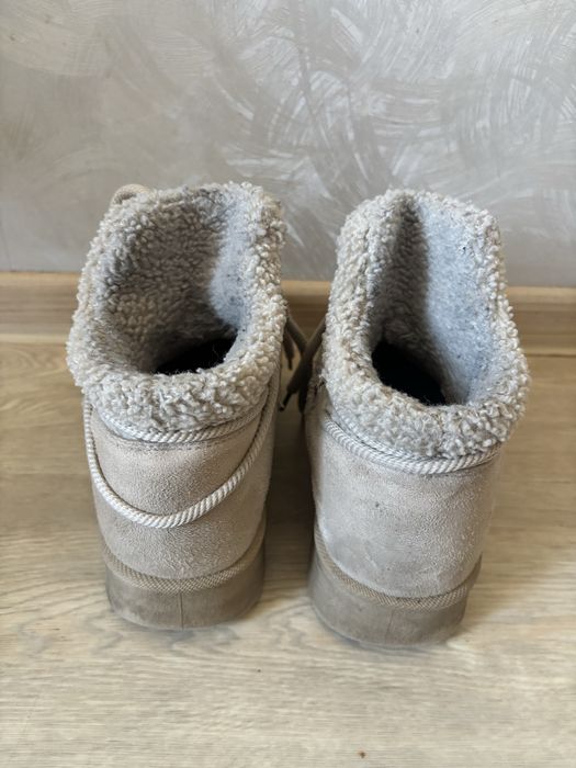 Уггі на дівчинку 35 розмір