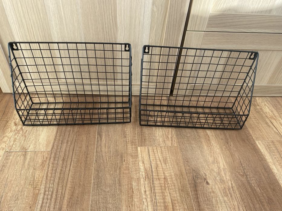 Dwie półki metalowe