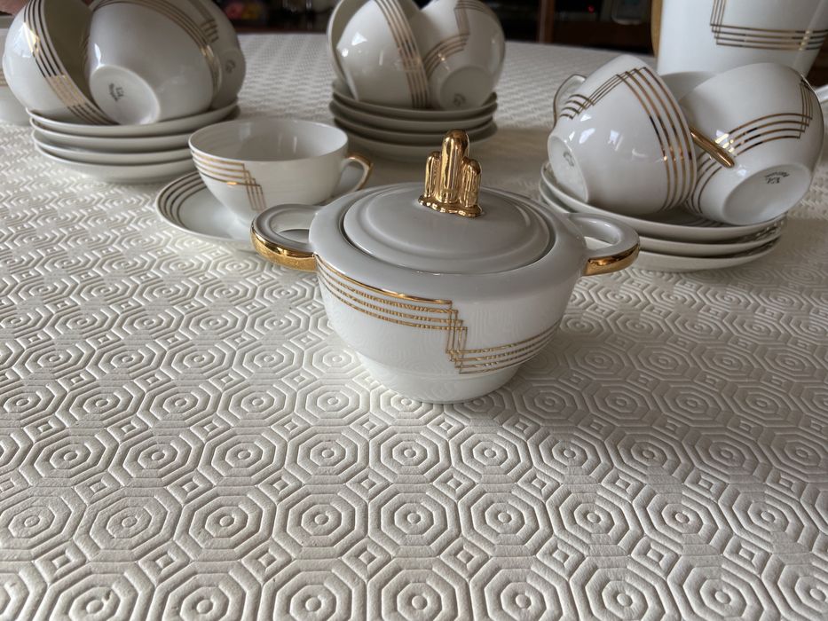 Vista Alegre Tea Set429087996385710087