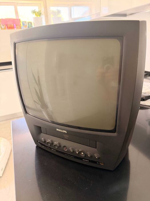 TV + Vídeo Combo Philips - Excelente estado