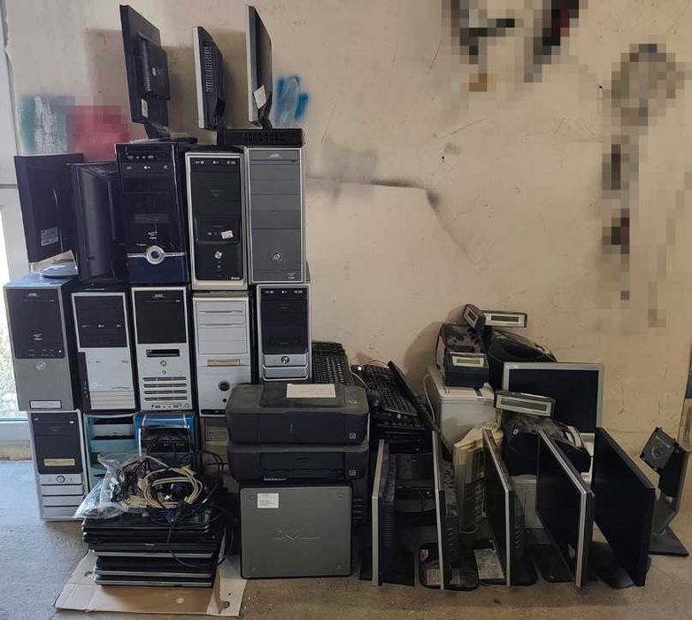 Komputery, laptopy, drukarki, monitory - całość na sprzedaż!