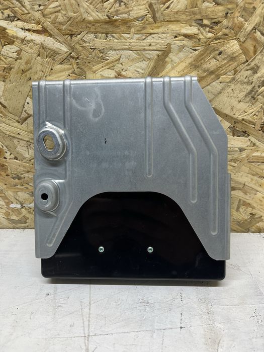 Електричний блок комунікацї Nissa Leaf