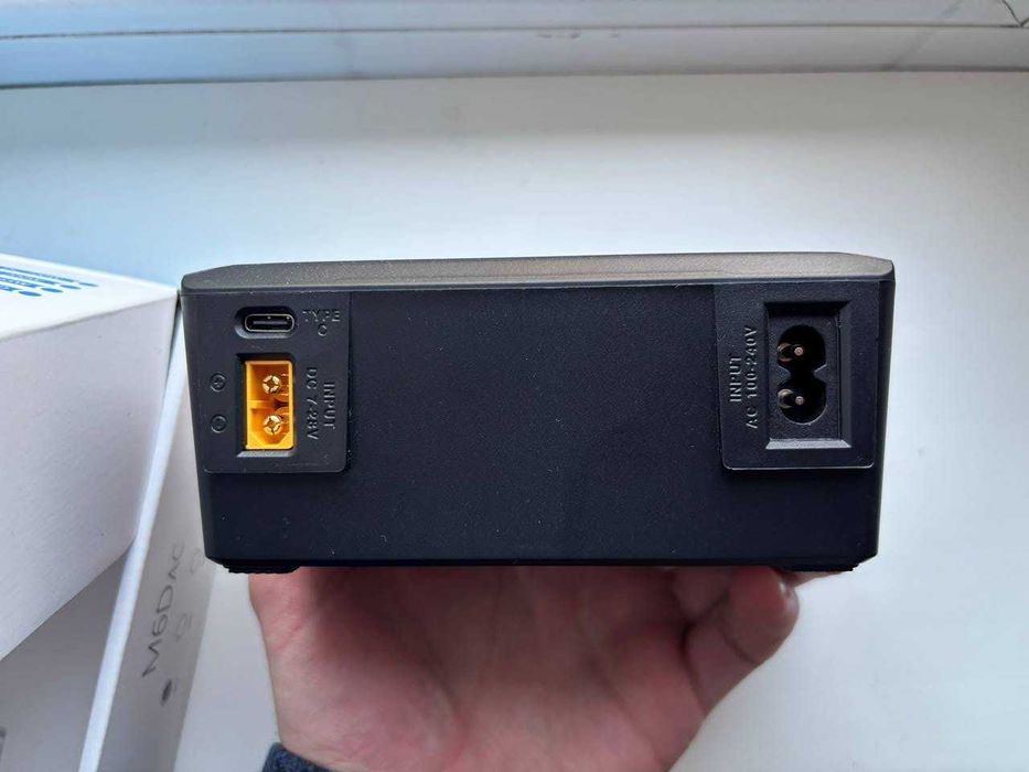 Зарядний пристрій FPV дрона ToolkitRC M6DAC Dual 350W 15A 1-6S XT60 EU