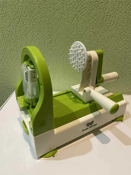 Спіральний різак Koala Kitchen для овочів та фруктів