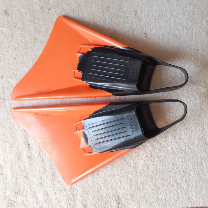 Pés de Pato de Bodyboard RIP assimétricos S/M