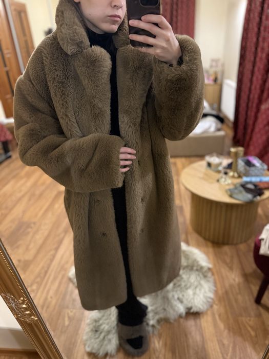 Шуба тепла mango