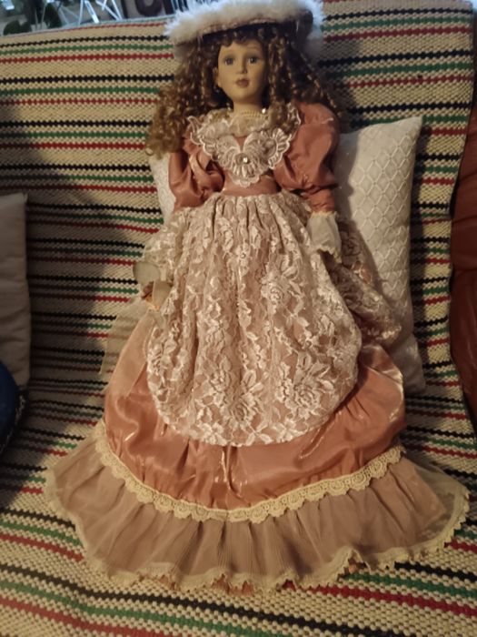 Boneca de Procelana