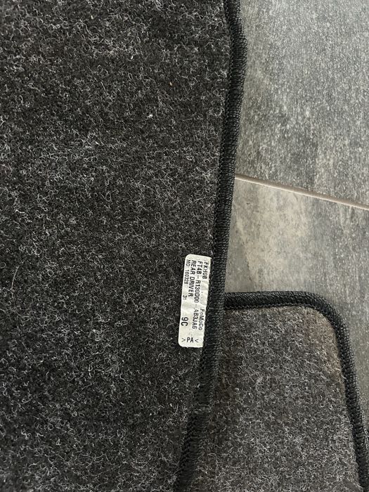 Продам коврики Ford edge