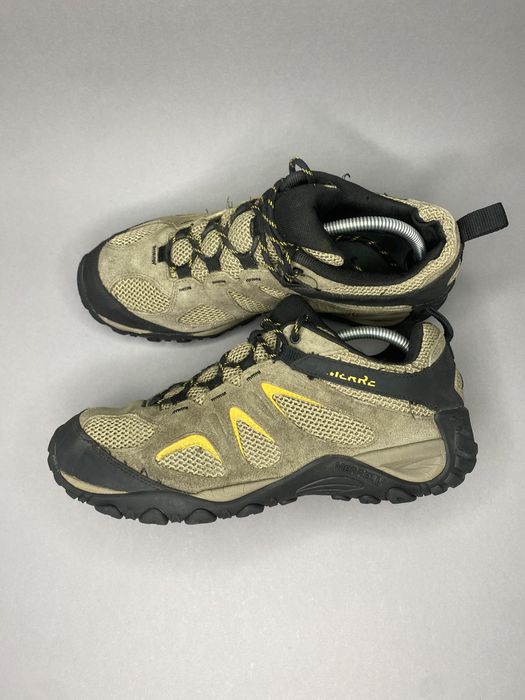 Merrell трекінгові горні кросівки трекінг 45р класика база