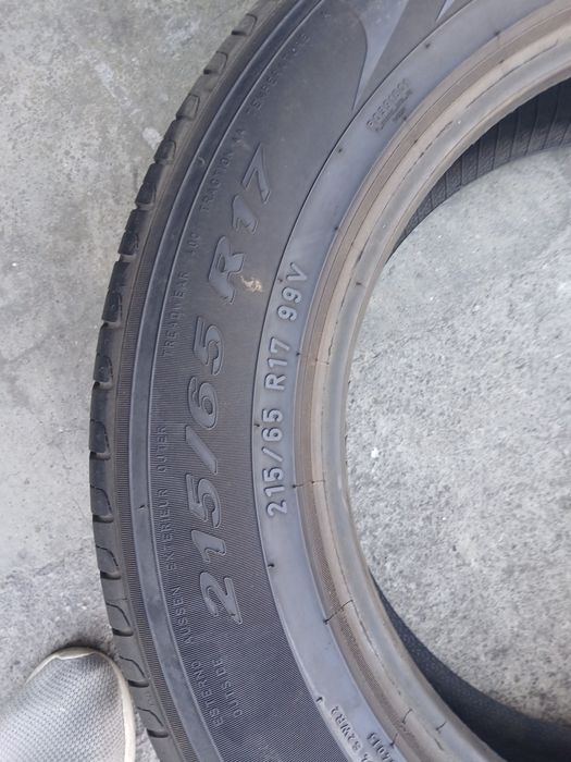 2 pneus 215 65 r17 Pirelli