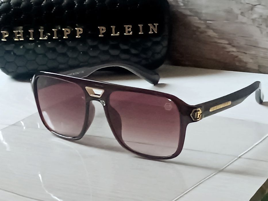 Брендові  окуляри  Phillip Plein