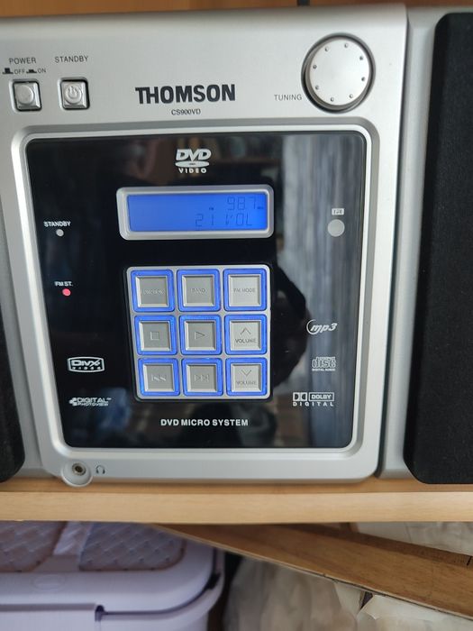Wieża THOMSON CS900VD 2 x 15 W 8 ohm