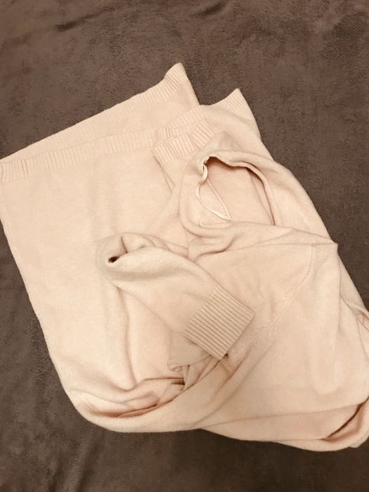 Długi ciepły kardigan Sweter pudrowy róż r. M