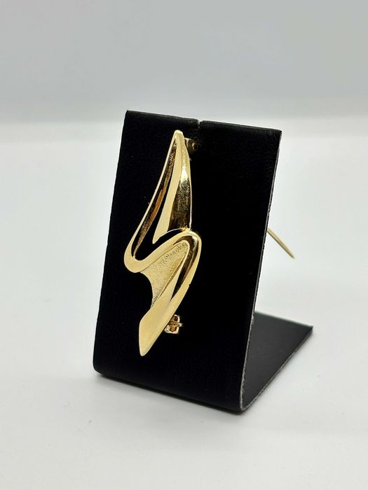 Złota broszka pr 585 4,67g