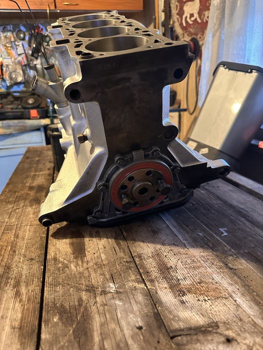 Продам Блок ВАЗ 2109