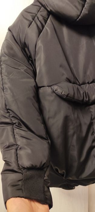 Об'ємна курточка oversize. Нова!
