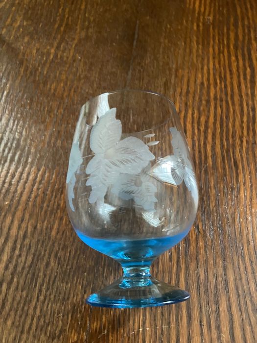 Продам стаканы ,рюмки, фужеры из тонкого стекла СССР