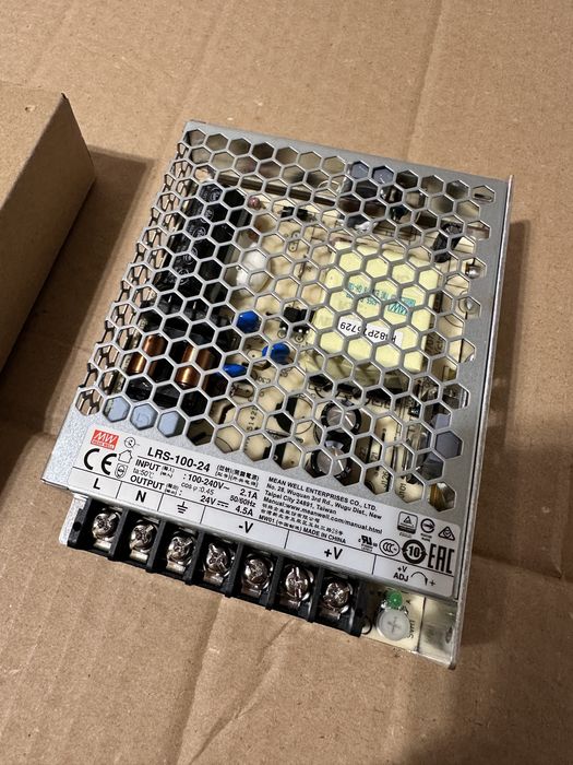 Блок живлення LRS-100-24