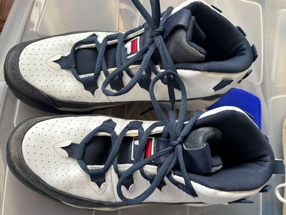 Tênis Fila Grant Hill 1 (Fila '95) – Ícone do Basquete Retro
White Nav