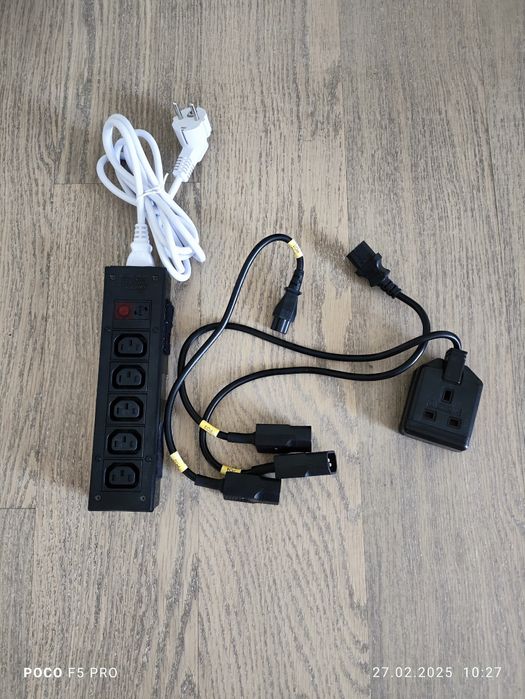 Мережевий фільтр серверний BULGIN QX3298 на 5 розеток С13/ 1U 10A 1,5м