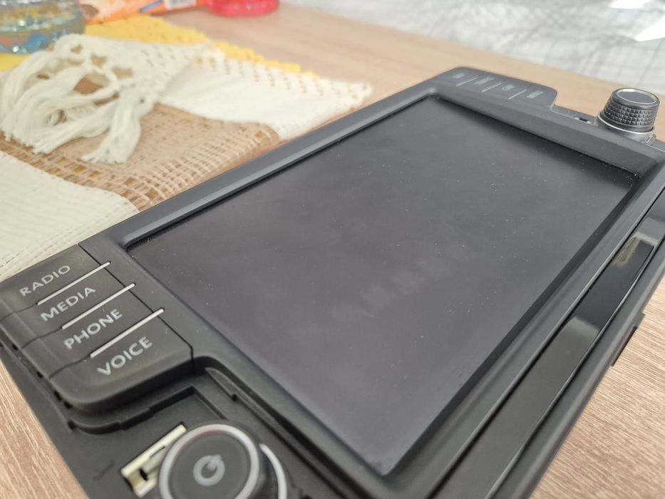 Zestaw navigacja wyświetlacz ramka MIB2 Passat B8 Golf VII