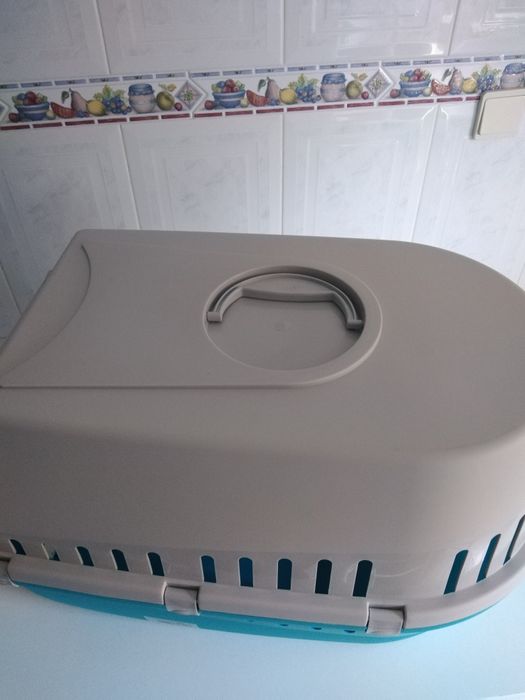 Transportadora para cães de raça pequena