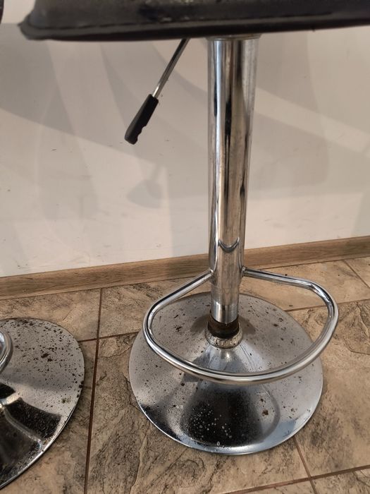 Hoker stołek barowy 2 sztuki 100 zl