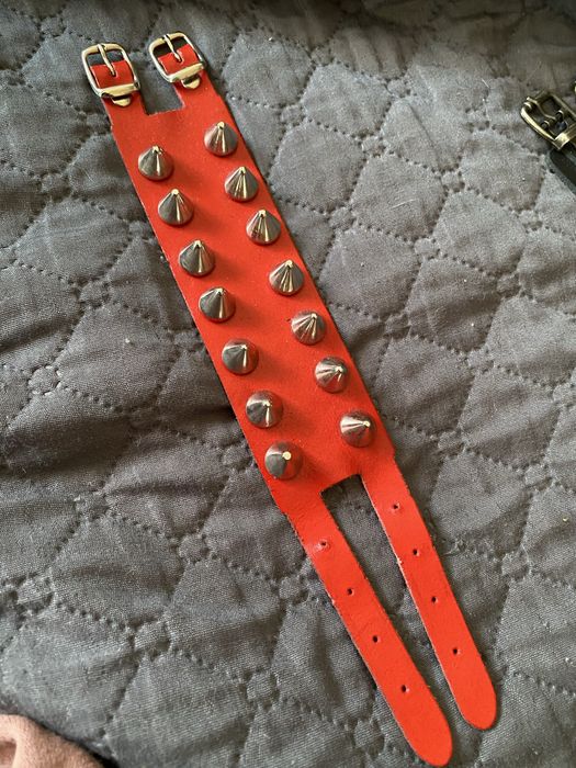 pulseiras com spikes