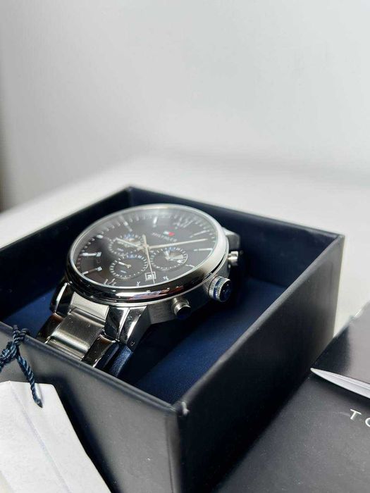 Часы мужские Tommy Hilfiger 1710409/ 44mm