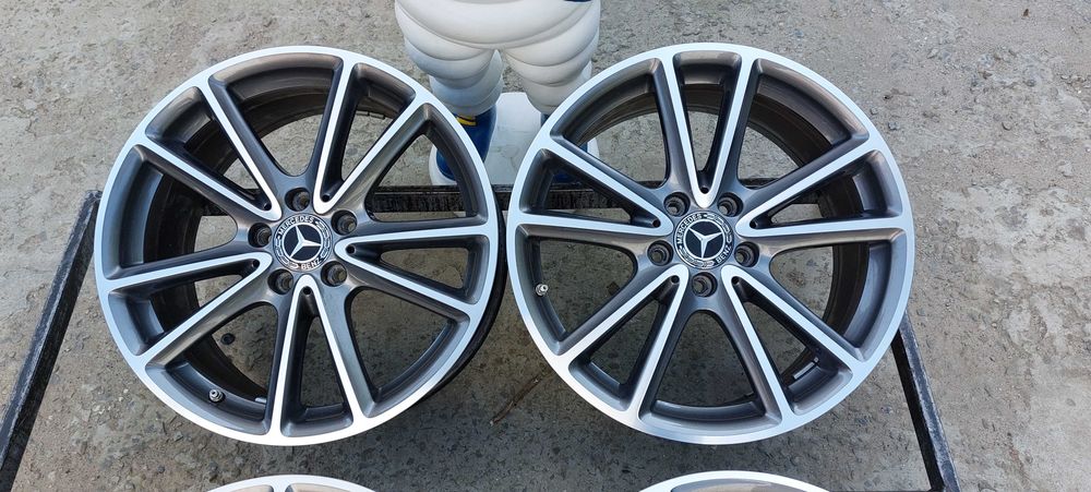 Диски Mercedes R18 5x112 8J ET33 ЦО 66.6мм C257 C CLK CLS GLC SLK AMG
