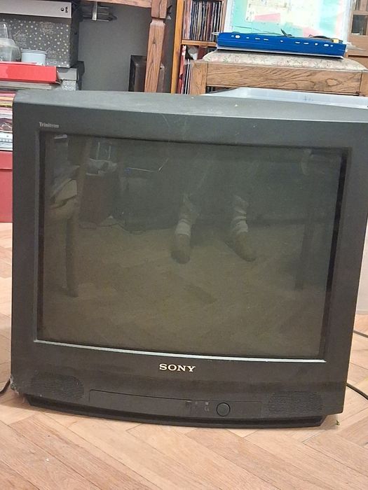 Telewizor SONY Trynitron kineskopowy  model KV-21M3K + pilot