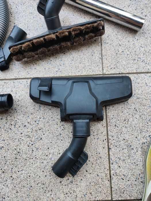 Aspirador Bosch sem saco