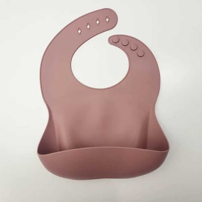 Babete ajustável em silicone