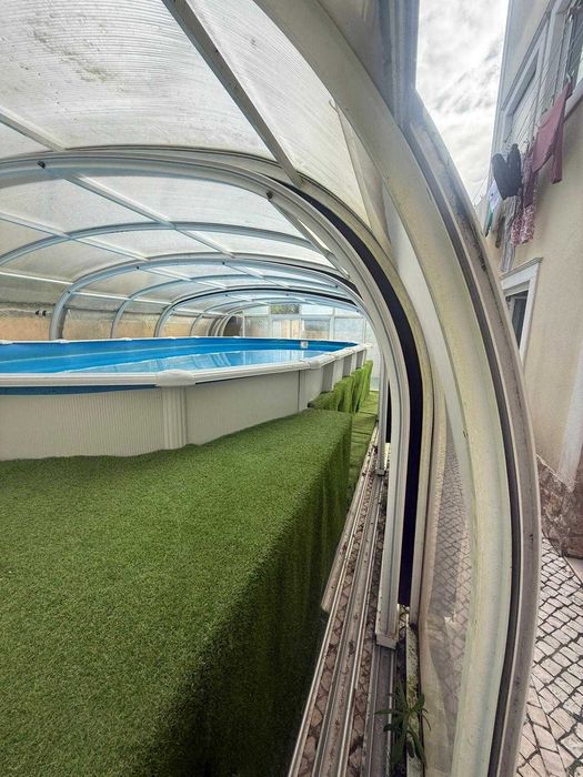 Piscina e Cobertura Telescópica completa