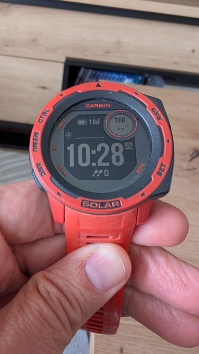 Zegarek Garmin Instinct Solar Red
