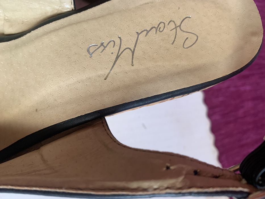 Buty na koturnie 37
