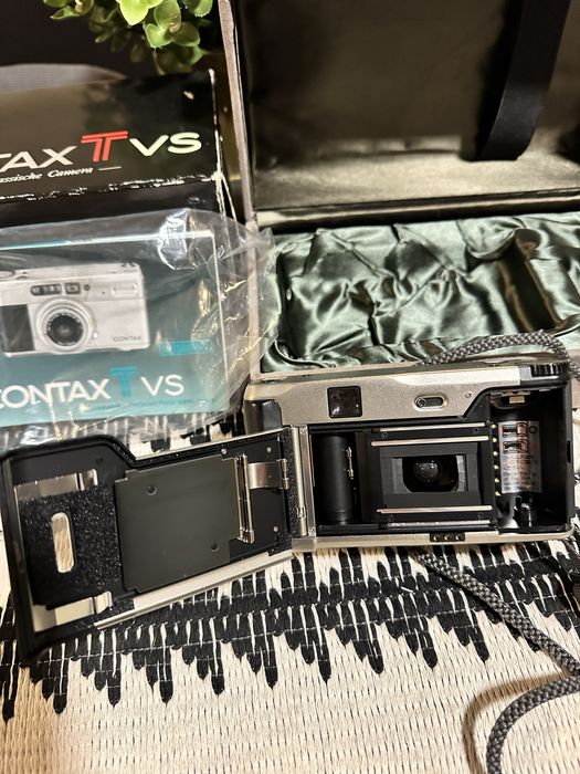 Contax TVS Carl Zeiss Vario Sonnar T*3,5-6,5/28-55mm + acessorios